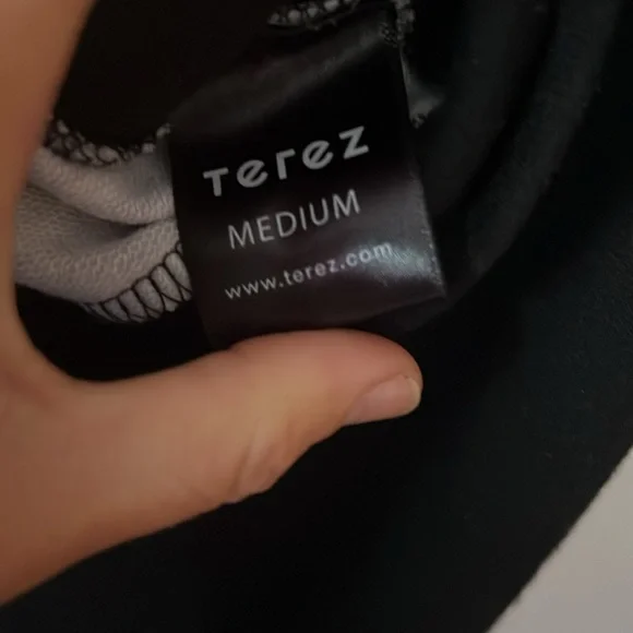 Terez Black Zip Up Hoodie Jacket with Graphic 80’s- 90’s Design. Size Medium - Picture 8 of 8